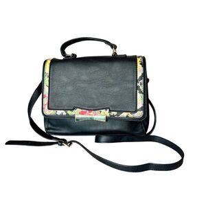 Betsey‎ Johnson Black Leather Top Handle Satchel Crossbody Handbag Retails $100